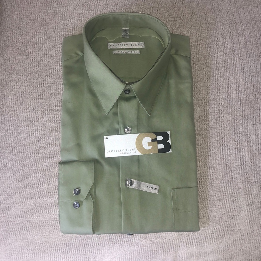 NWT Men’s Dress Shirt- sage green